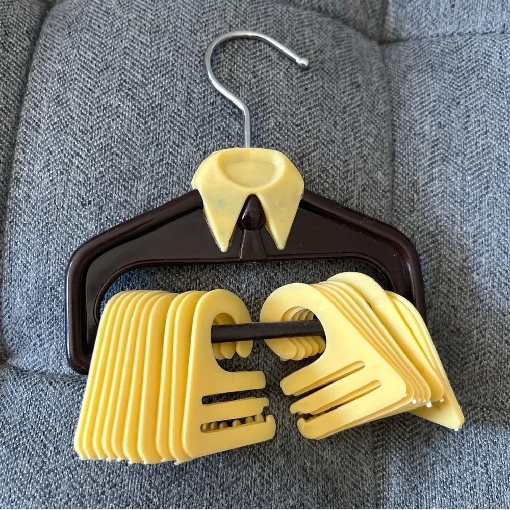 MCM Vintage Plastic Tie Organizer Rack Hanger Necktie Scarf Belt Shirt Figure